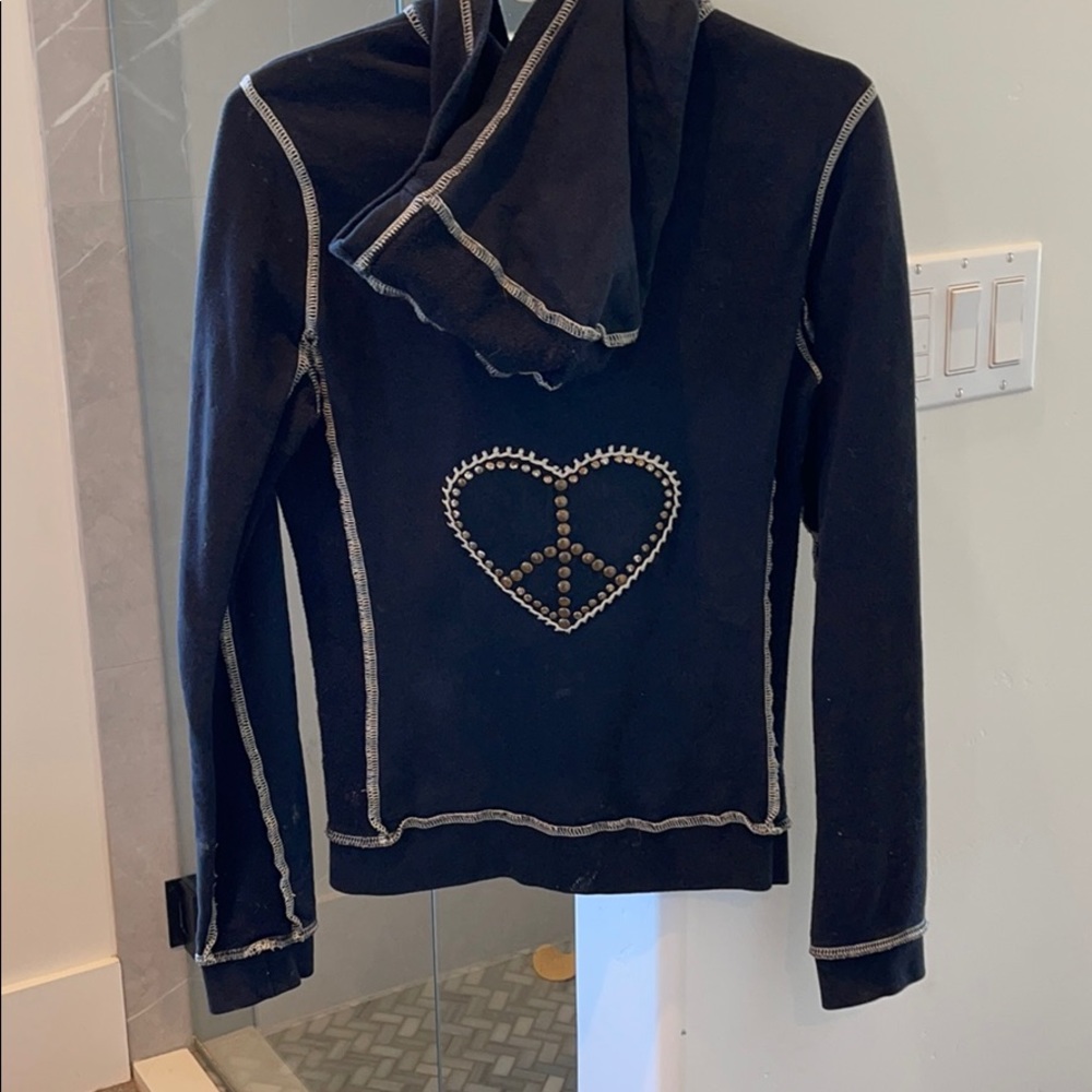 Twisted heart jacket